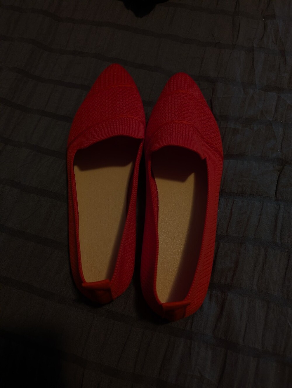 Classic Pointed Red Women’s Flats